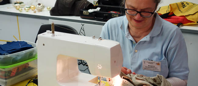 Das Neuburger Reparaturcafé wünscht Frohe Weihnachten!